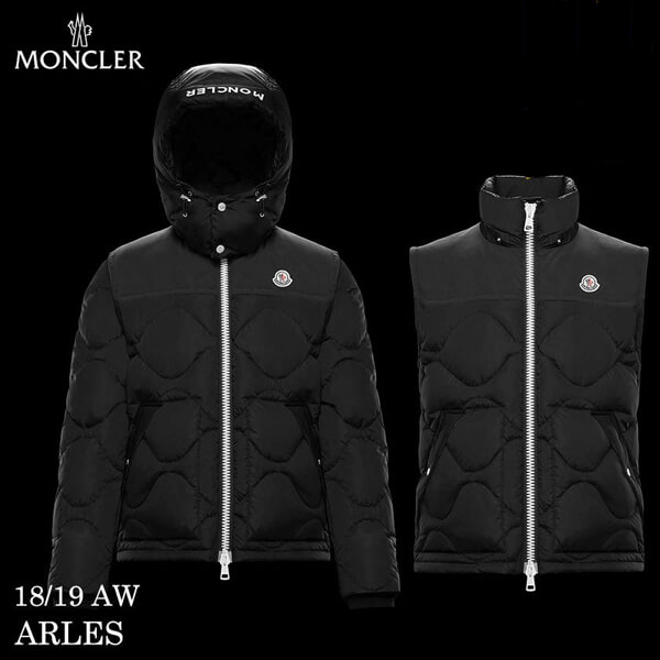 MONCLER モンクレールスーパーコピー ★2018AW新作★ロゴワッペン付フーディ★黒